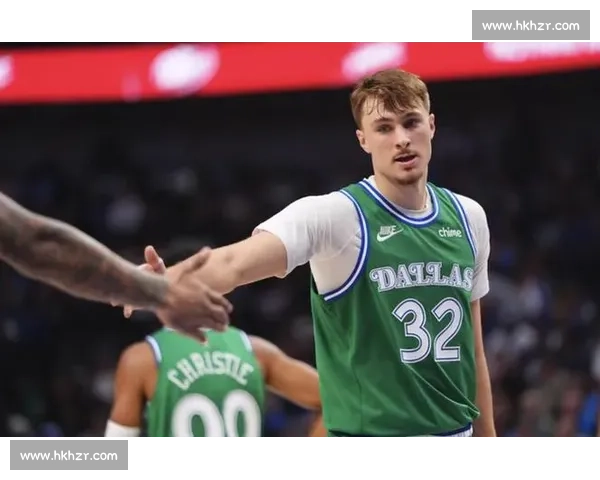 弗拉格 22+4+4 零失误！隔扣引爆主场 双状元助独行侠首胜